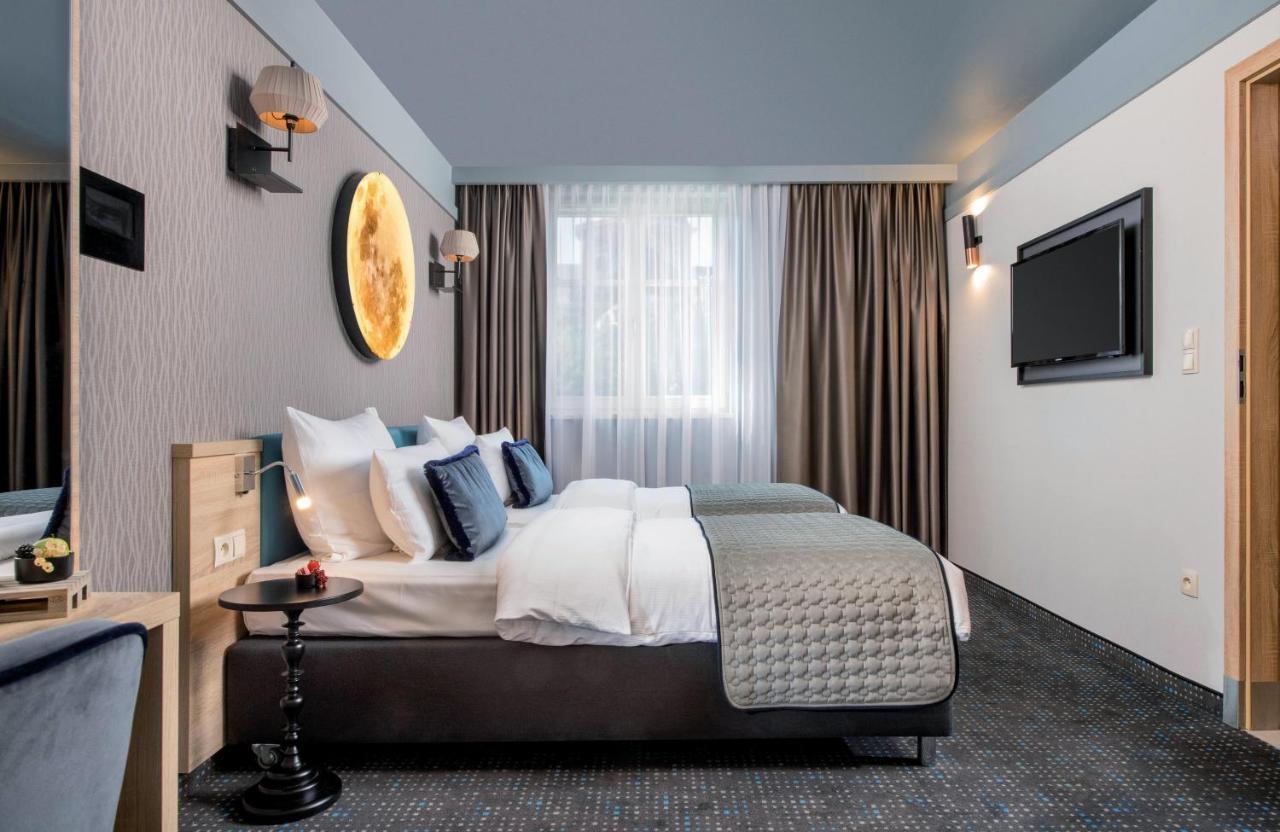 Leonardo Boutique Old Town Hotel