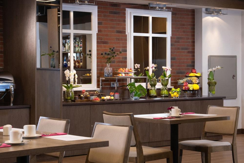 Hotel Leonardo Boutique Old Town 3*